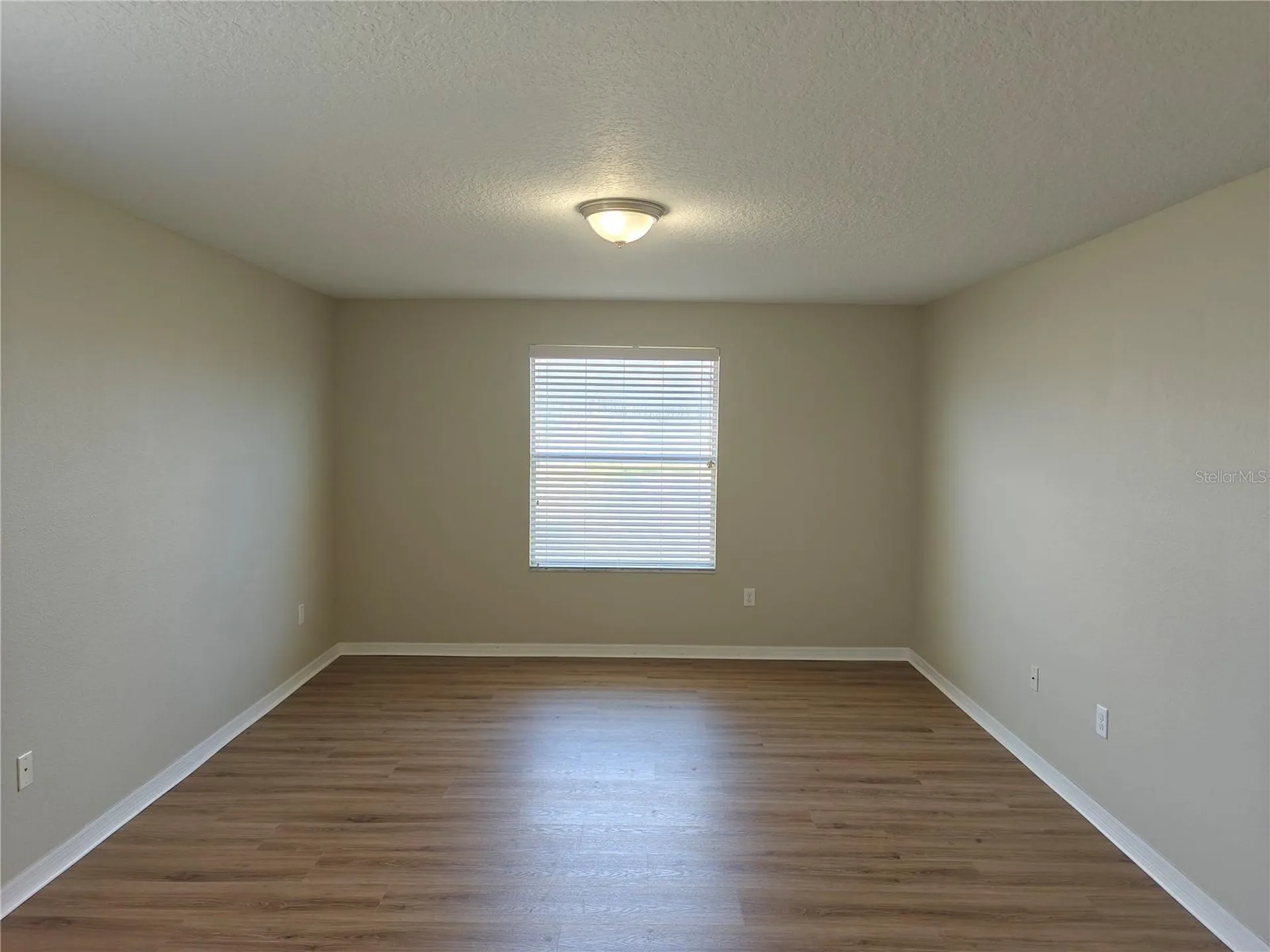 2221 Grantham Avenue Davenport FL 33837