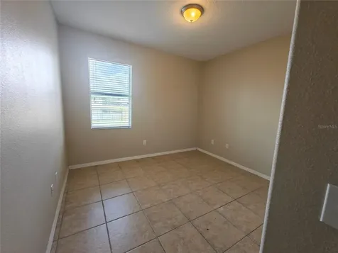 2221 Grantham Avenue Davenport FL 33837