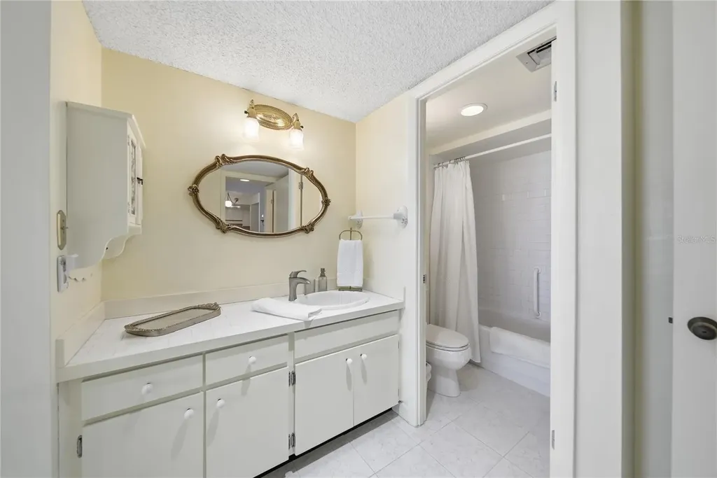 1 Key Capri Treasure Island FL 33706