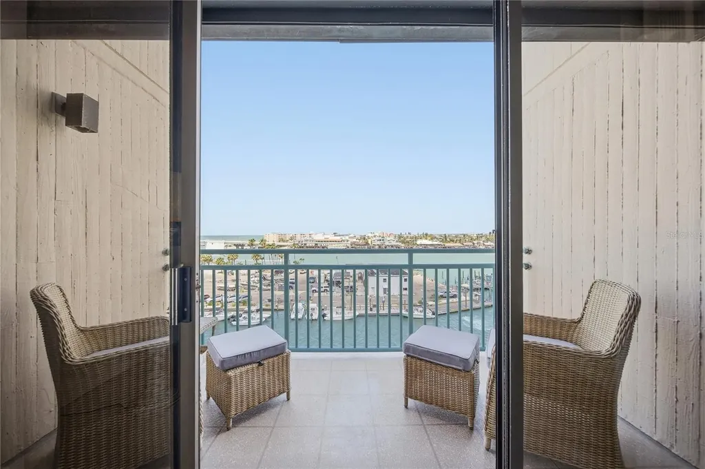 1 Key Capri Treasure Island FL 33706