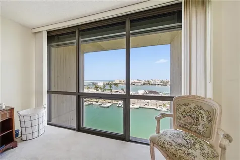 1 Key Capri Treasure Island FL 33706