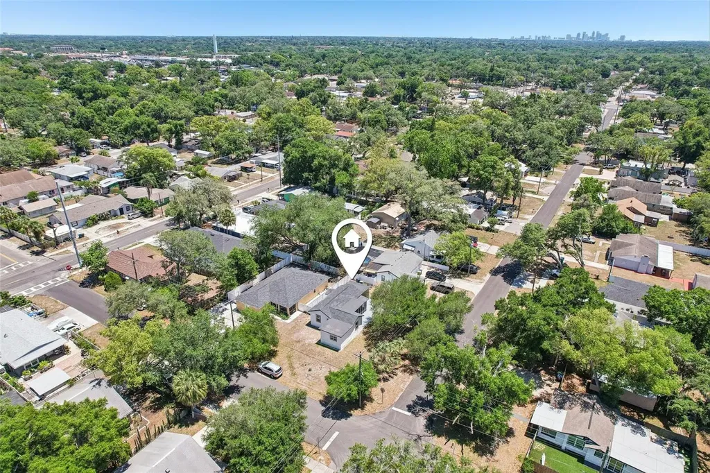8523 N Edison Avenue Tampa FL 33604