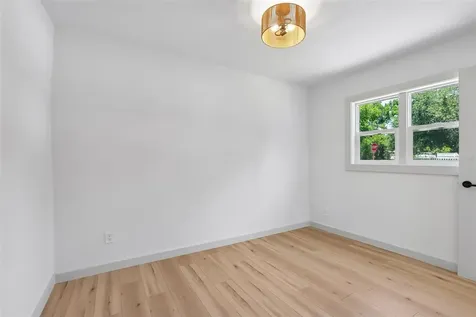 8523 N Edison Avenue Tampa FL 33604