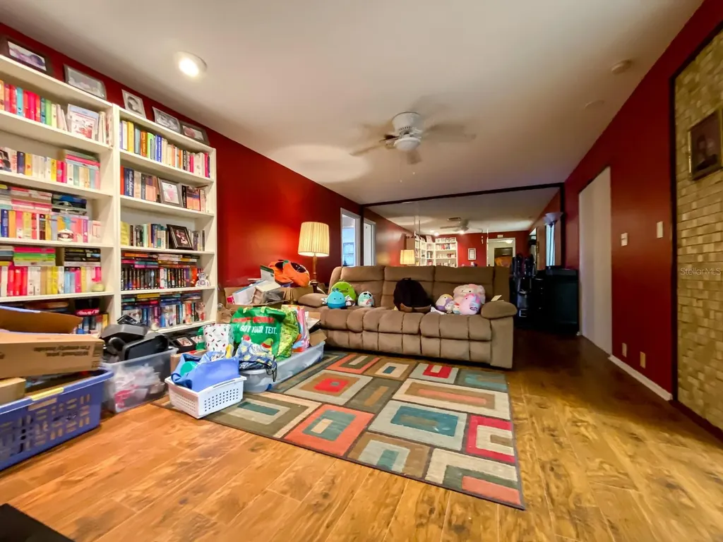 1825 Yale Drive Clearwater FL 33765