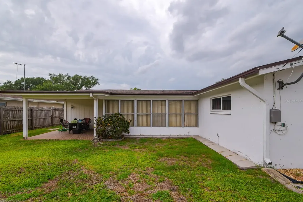 1825 Yale Drive Clearwater FL 33765