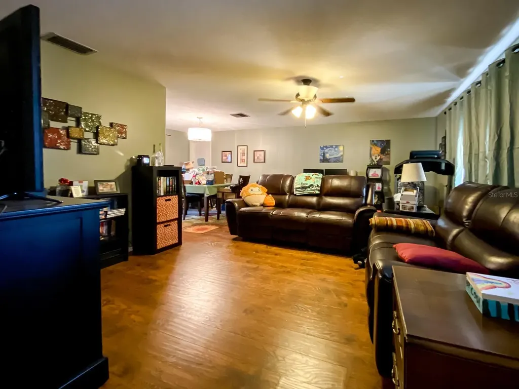 1825 Yale Drive Clearwater FL 33765
