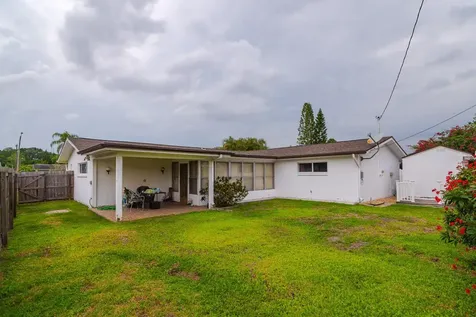 1825 Yale Drive Clearwater FL 33765