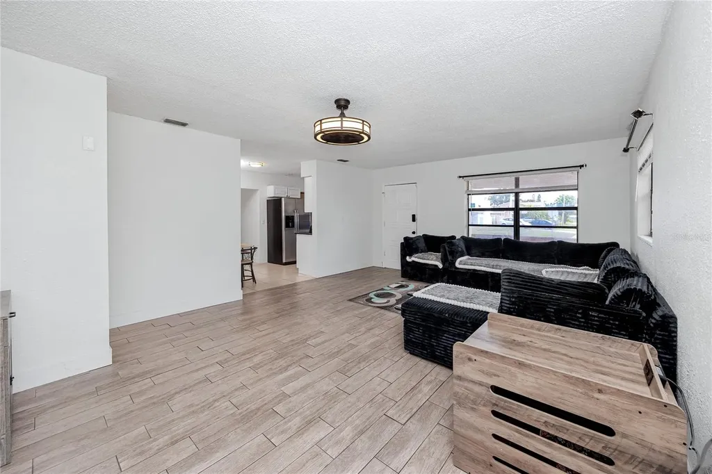 5960 89th Avenue N Pinellas Park FL 33782