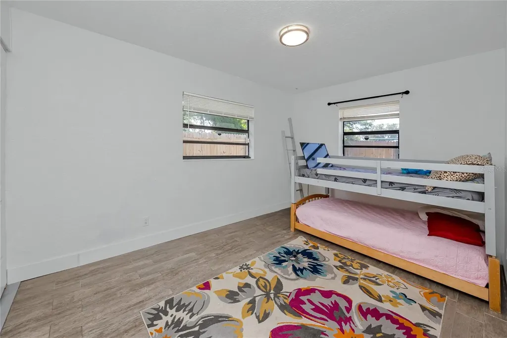 5960 89th Avenue N Pinellas Park FL 33782