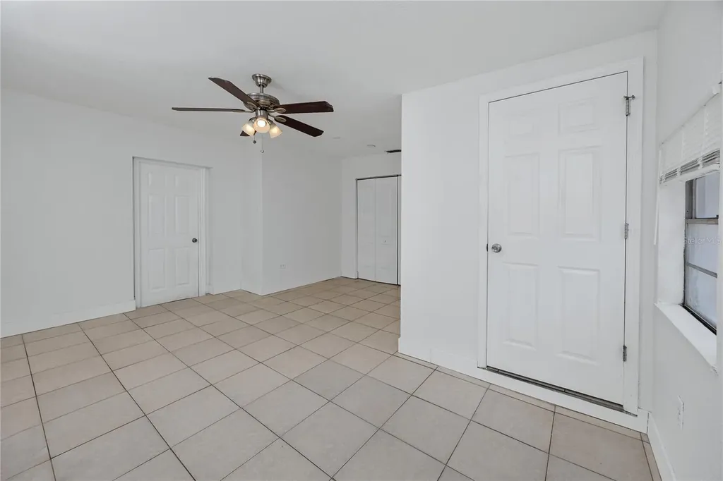 5960 89th Avenue N Pinellas Park FL 33782