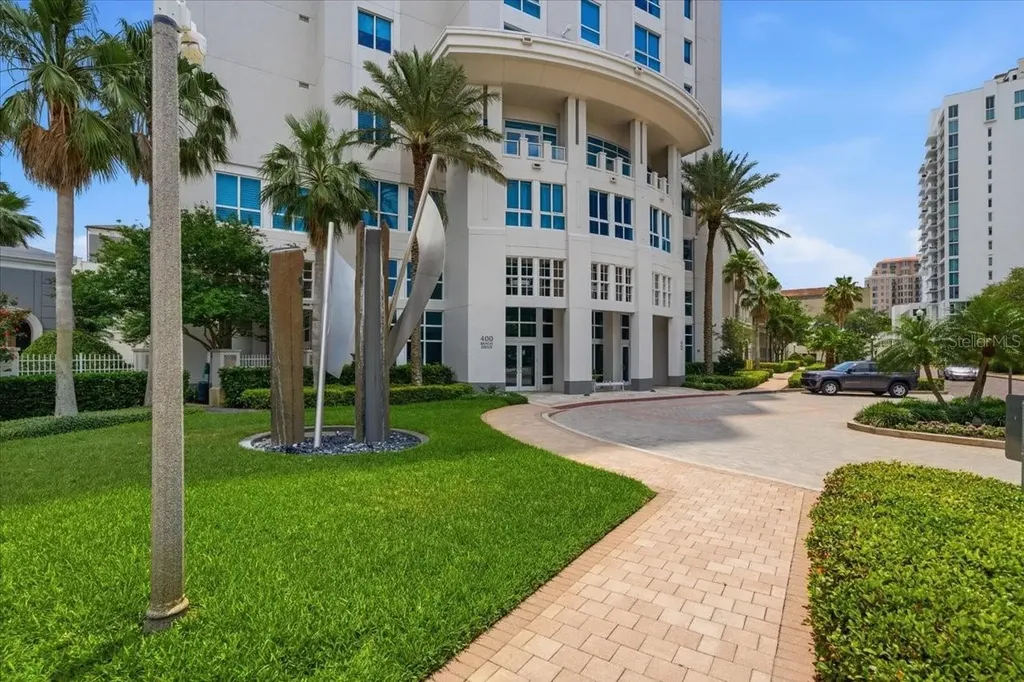 400 Beach Drive NE St Petersburg FL 33701