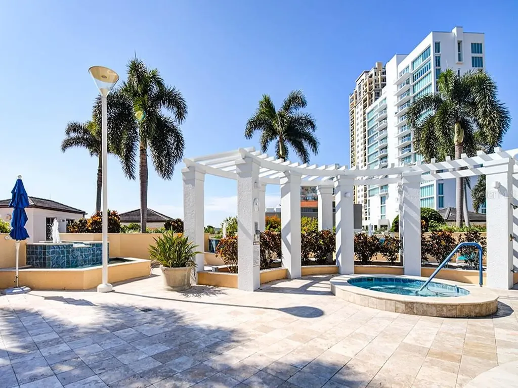 400 Beach Drive NE St Petersburg FL 33701