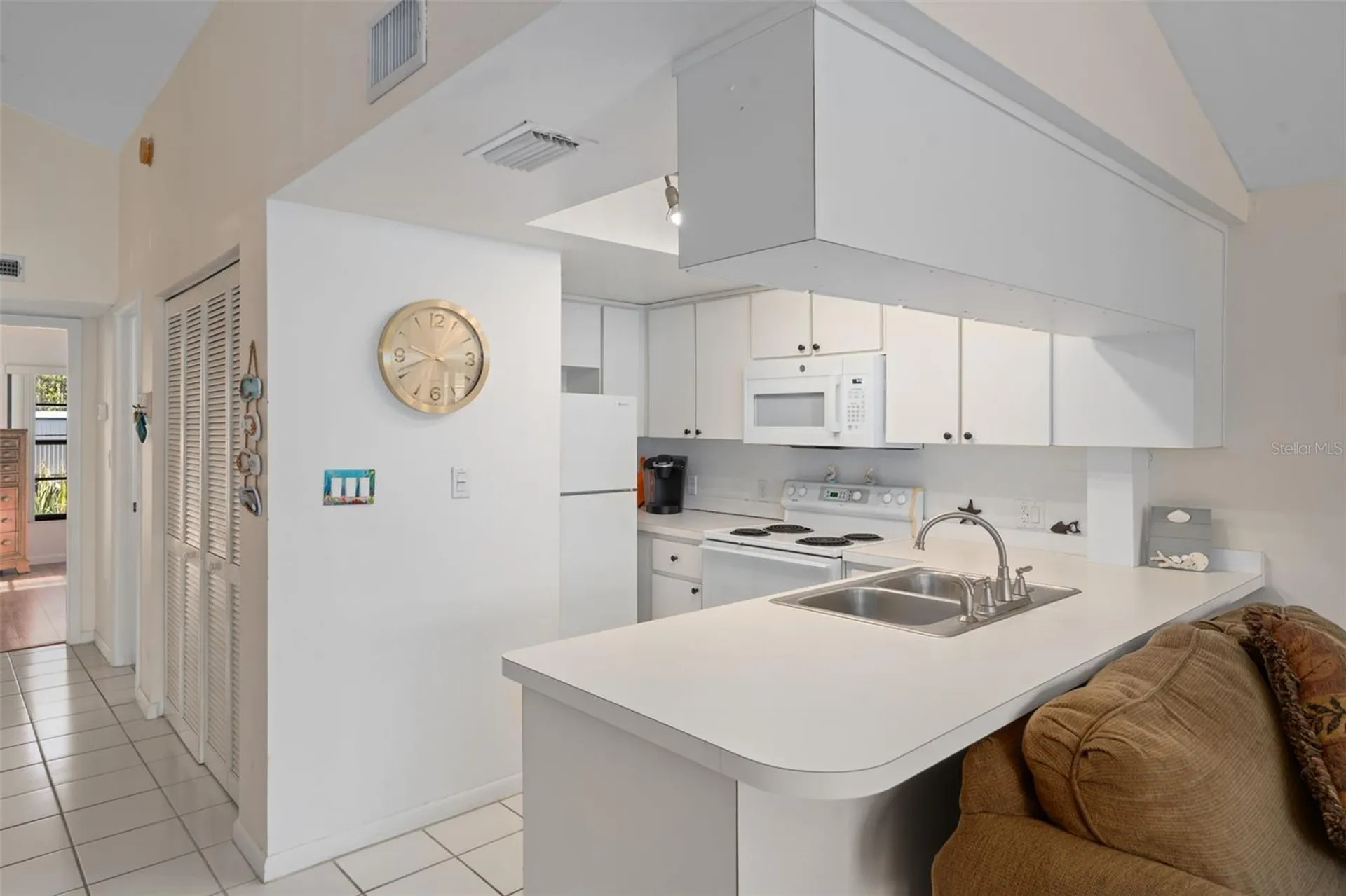 2571 Cyprus Drive Palm Harbor FL 34684
