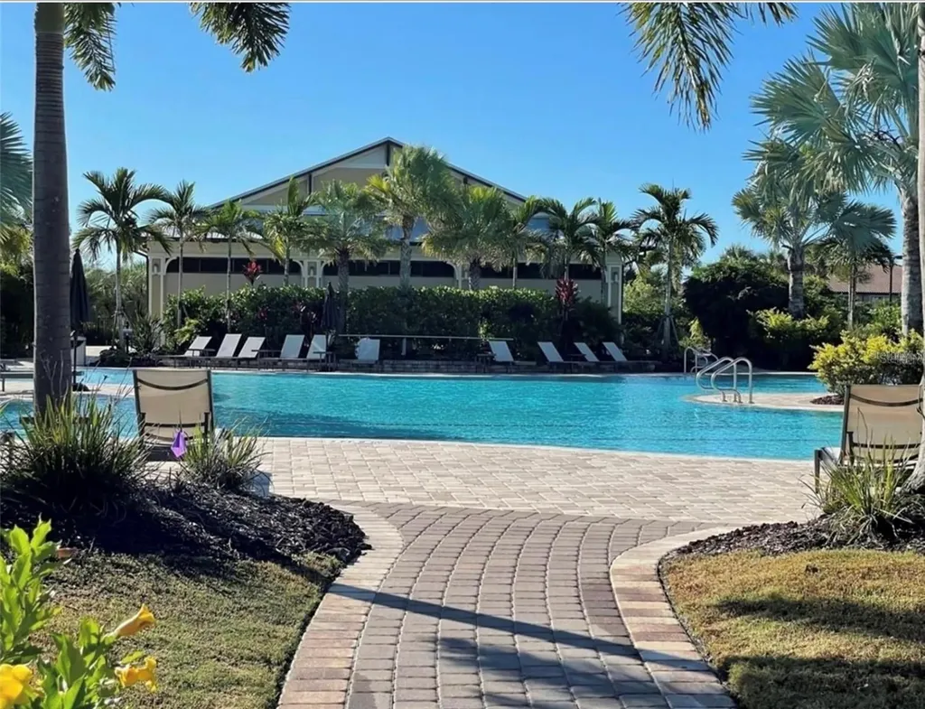 5328 Popoli Way Sarasota FL 34238