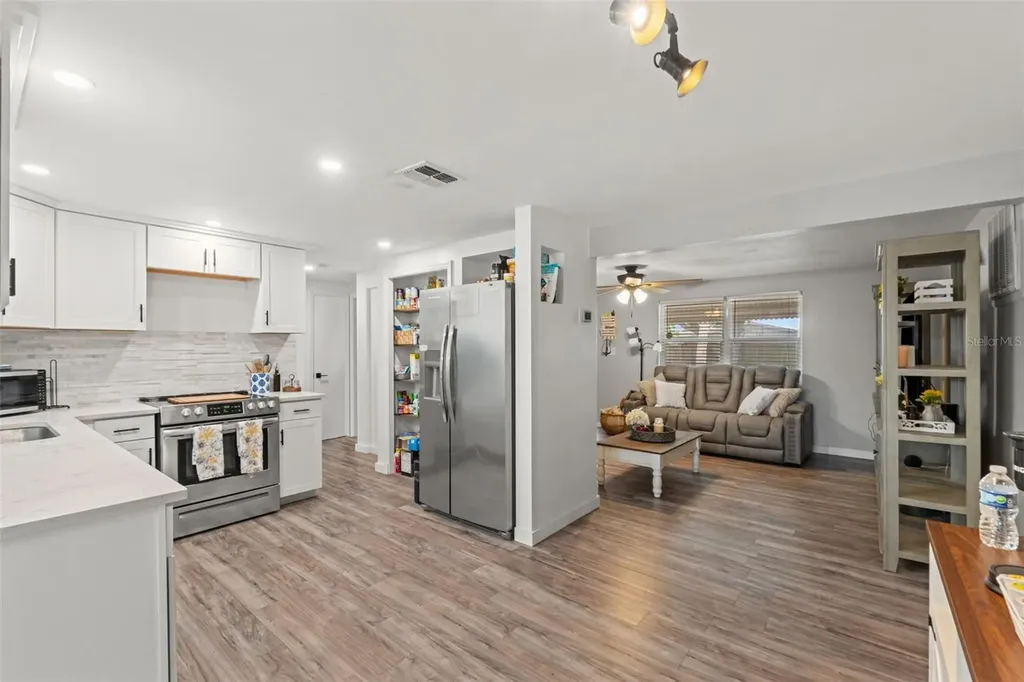 4821 Manor Drive New Port Richey FL 34652
