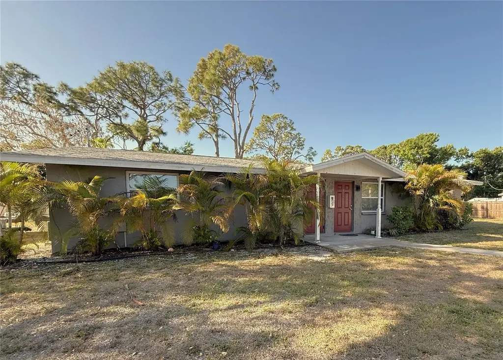 350 Elmstreet Court Englewood FL 34223