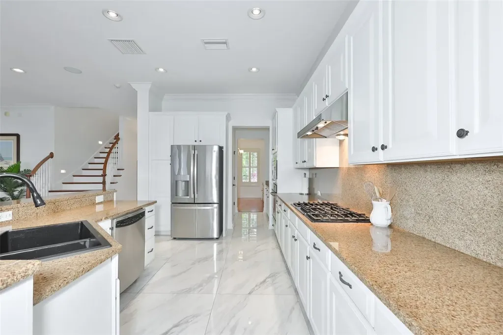 5318 Loon Nest Court Apollo Beach FL 33572