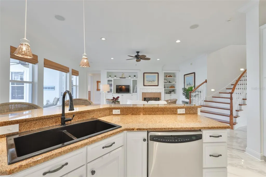 5318 Loon Nest Court Apollo Beach FL 33572