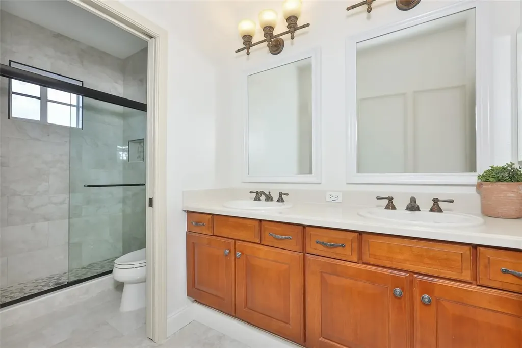 5318 Loon Nest Court Apollo Beach FL 33572