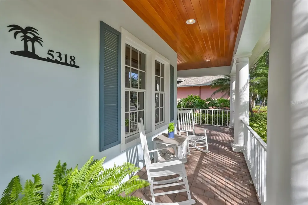 5318 Loon Nest Court Apollo Beach FL 33572