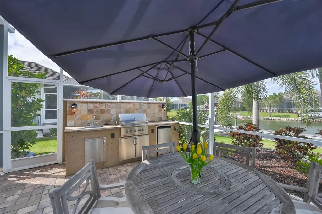 5318 Loon Nest Court Apollo Beach FL 33572