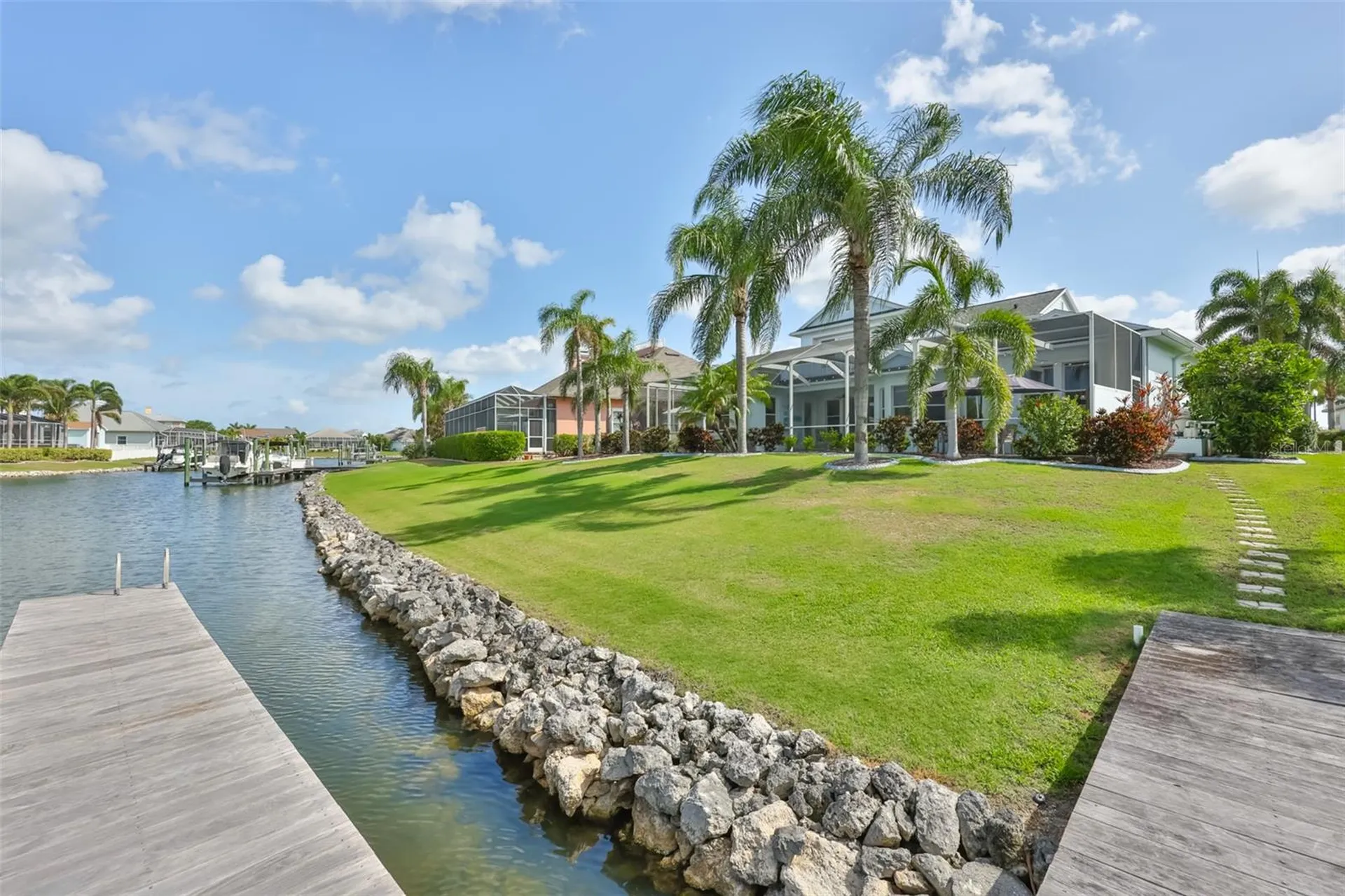 5318 Loon Nest Court Apollo Beach FL 33572