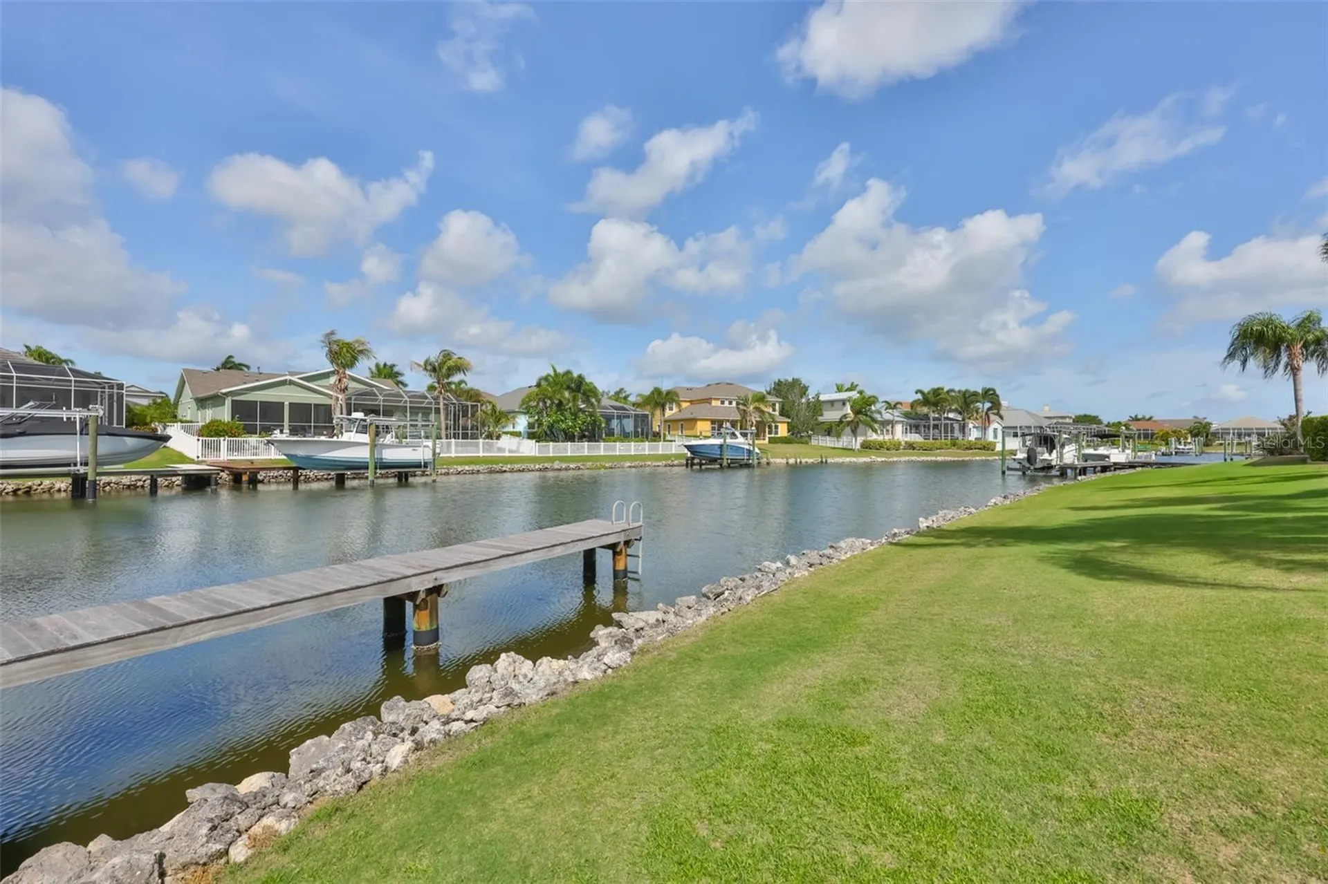 5318 Loon Nest Court Apollo Beach FL 33572