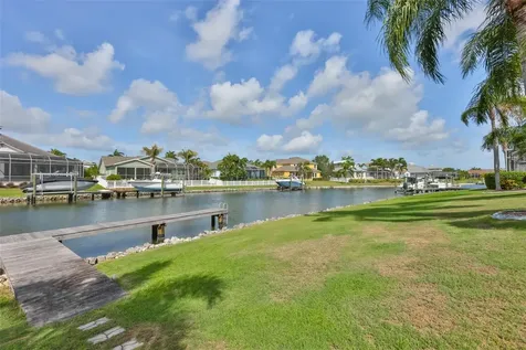 5318 Loon Nest Court Apollo Beach FL 33572