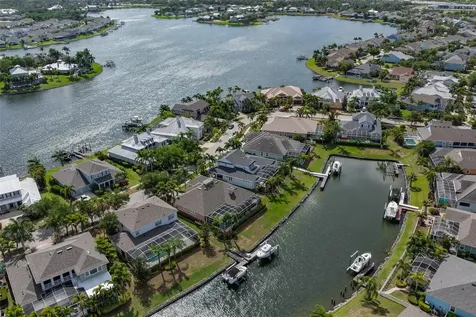5318 Loon Nest Court Apollo Beach FL 33572