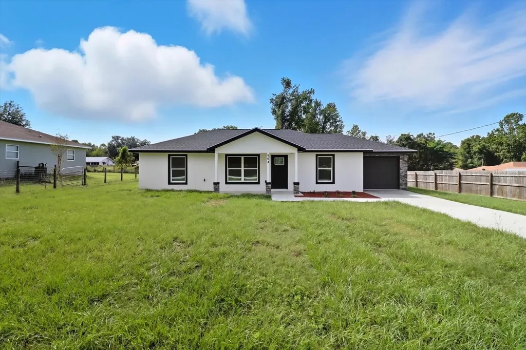 19857 SW Flamingo Drive Dunnellon FL 34431