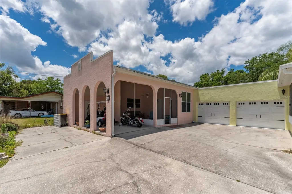 815 Lake Jessie Drive Winter Haven FL 33881