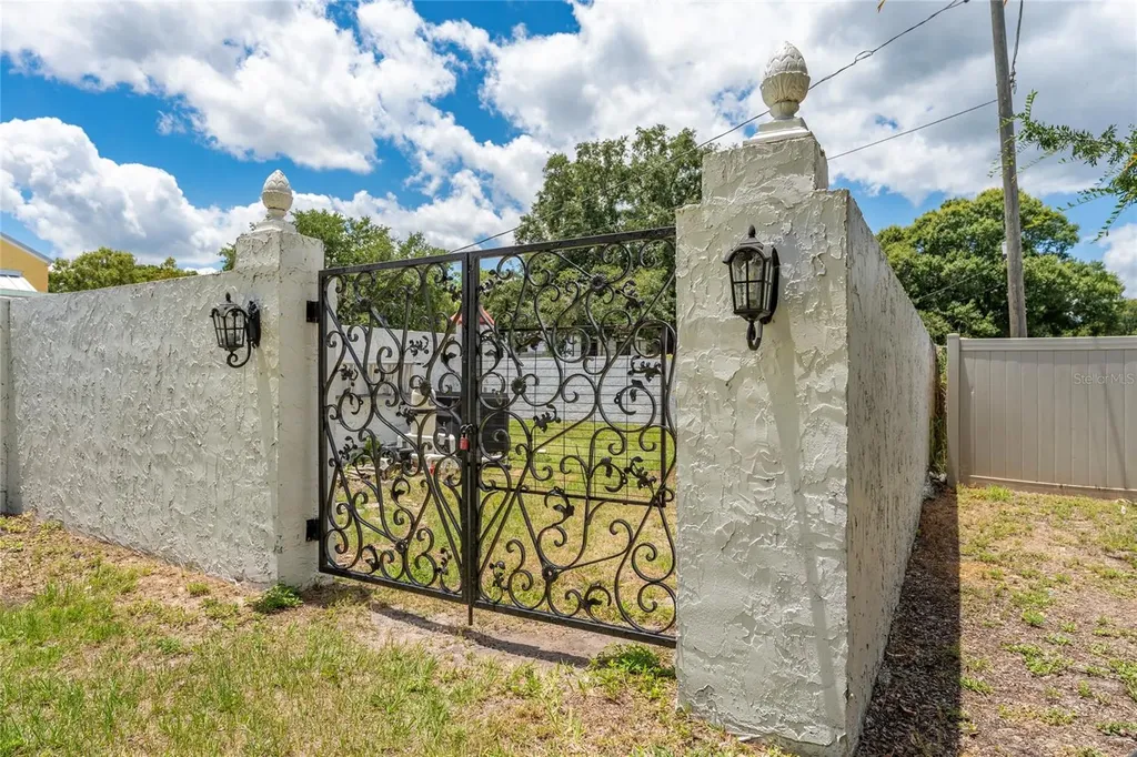 815 Lake Jessie Drive Winter Haven FL 33881