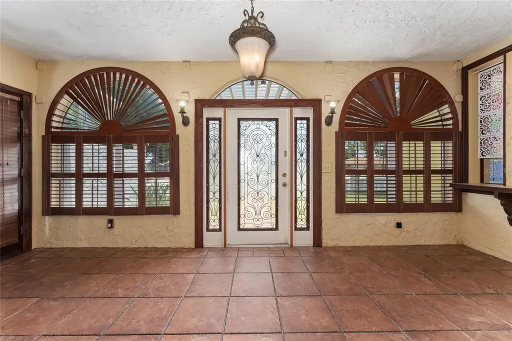 815 Lake Jessie Drive Winter Haven FL 33881