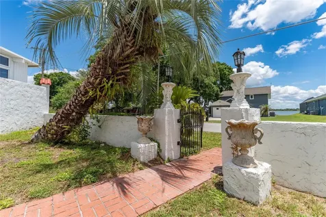 815 Lake Jessie Drive Winter Haven FL 33881