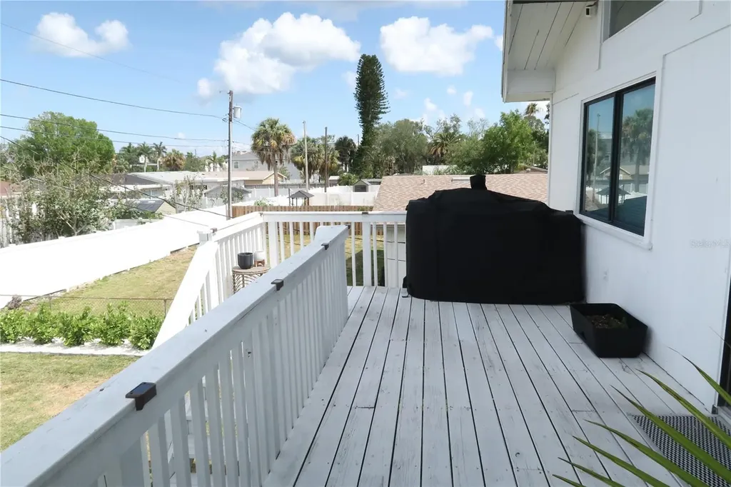 5945 Venetian Boulevard NE St Petersburg FL 33703