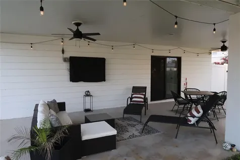 5945 Venetian Boulevard NE St Petersburg FL 33703
