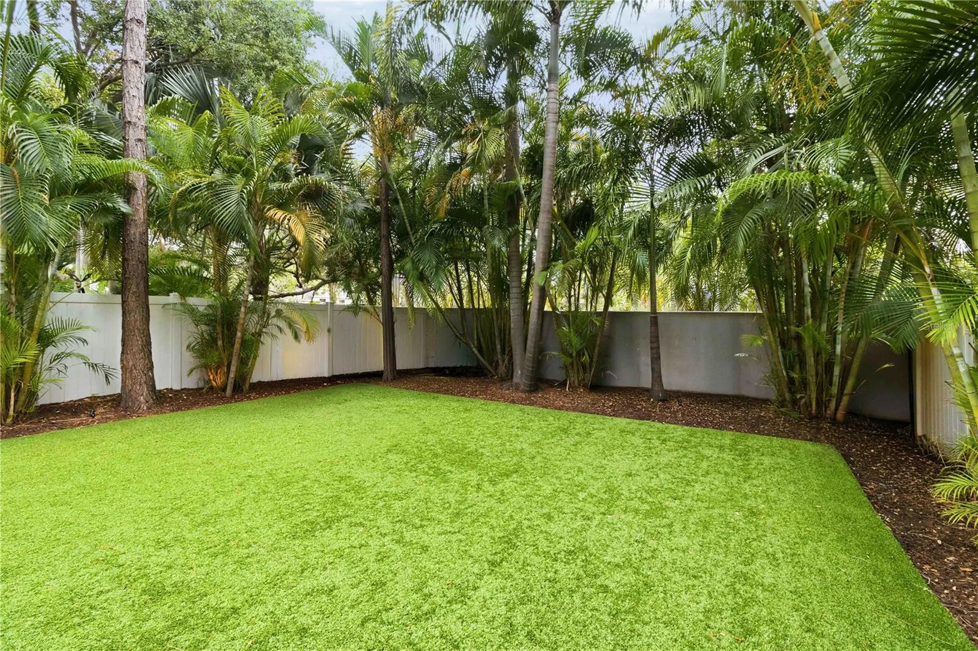 2869 Bayshore Trails Drive Tampa FL 33611