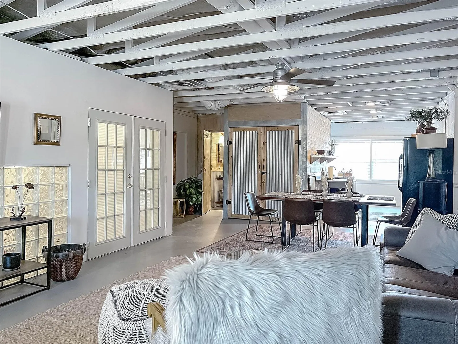 6541 Gateway Avenue Sarasota FL 34231