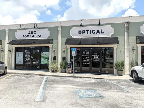 6541 Gateway Avenue Sarasota FL 34231