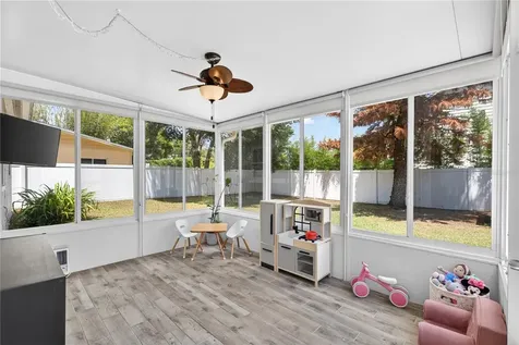 1117 Edwards Lane Orlando FL 32804