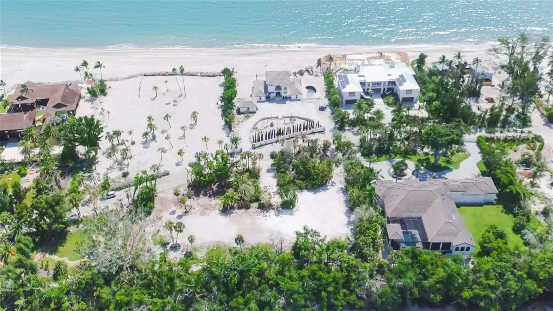 7825 Sanderling Road Sarasota FL 34242