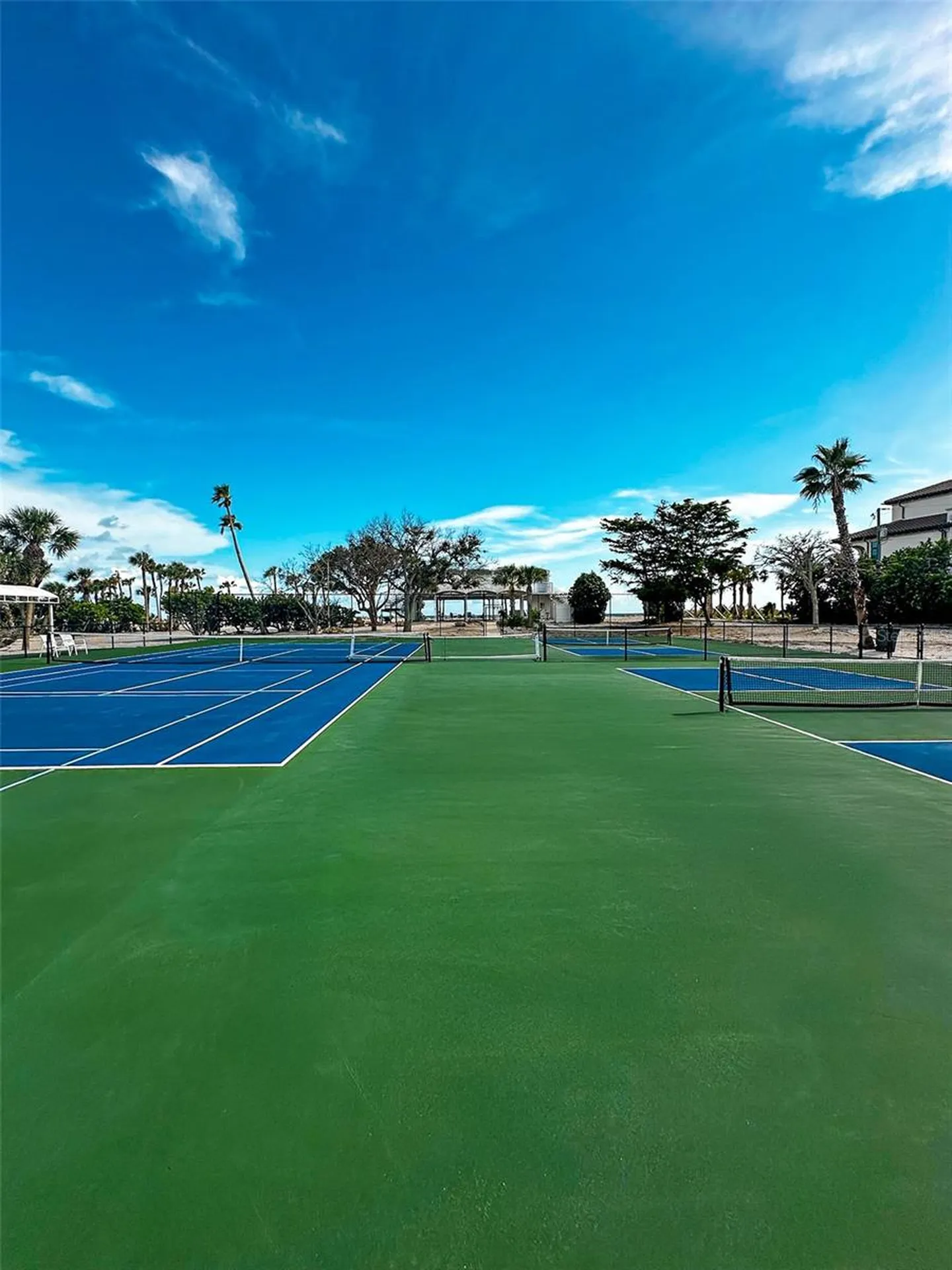 7825 Sanderling Road Sarasota FL 34242