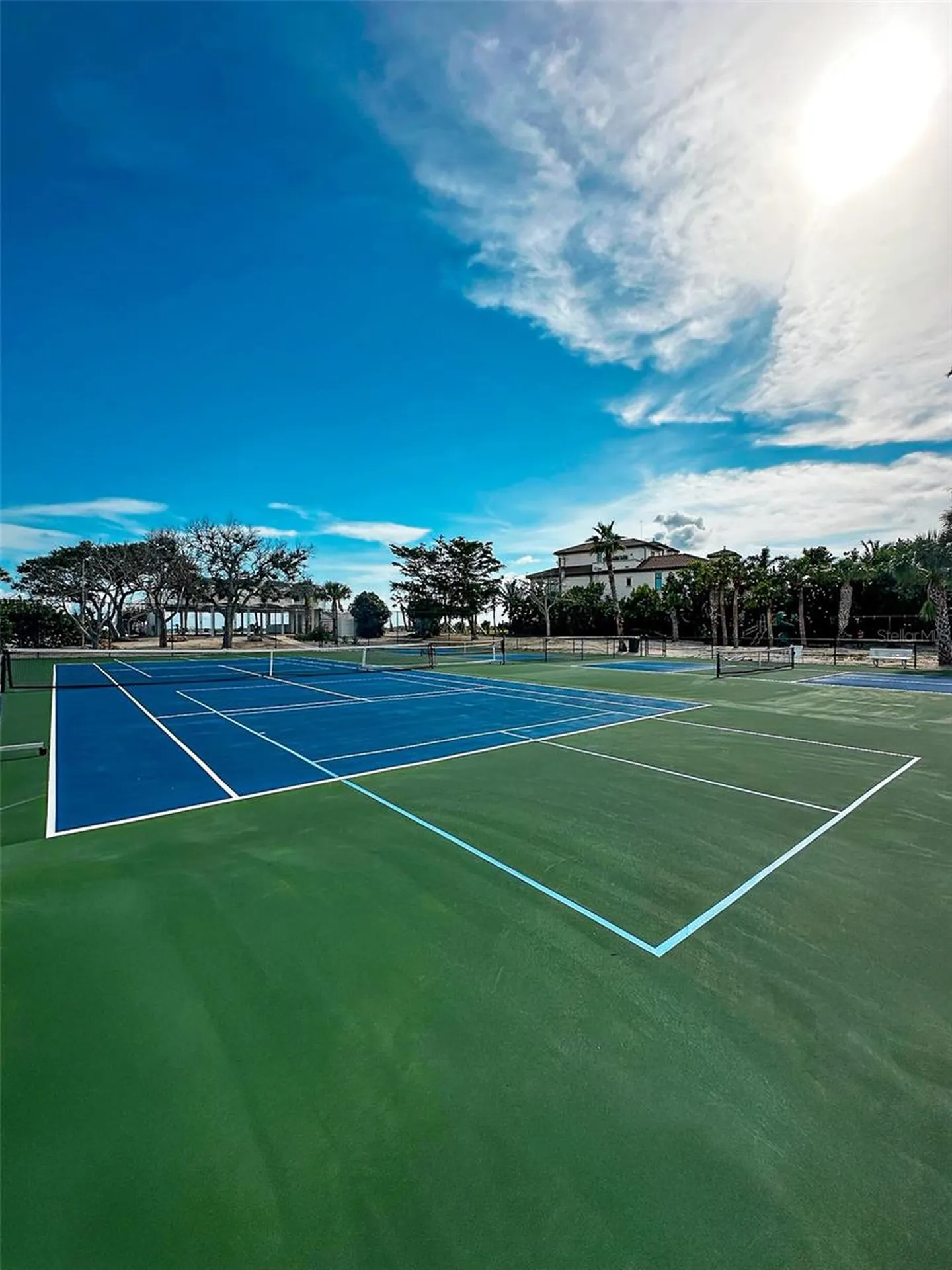 7825 Sanderling Road Sarasota FL 34242