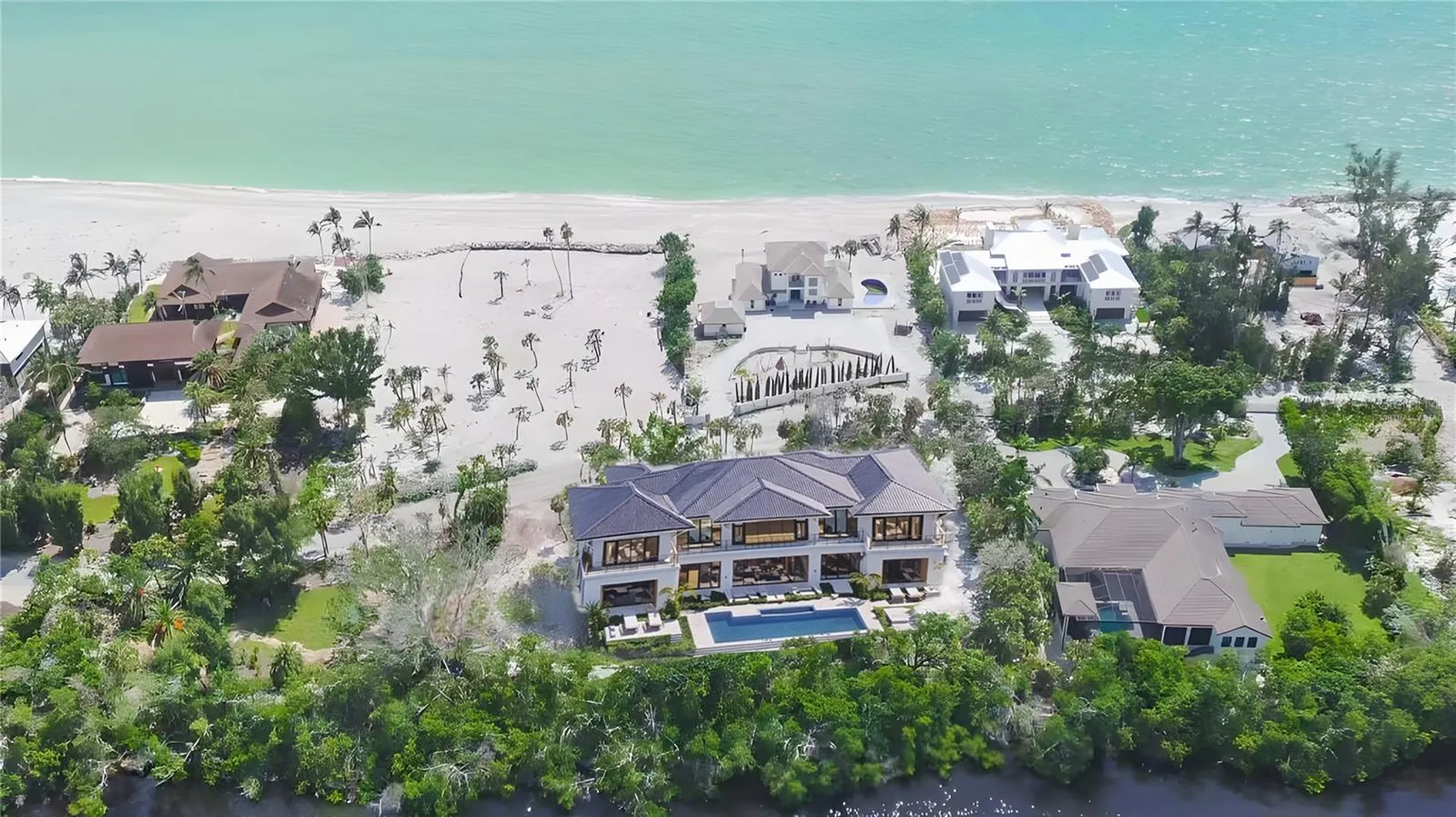 7825 Sanderling Road Sarasota FL 34242
