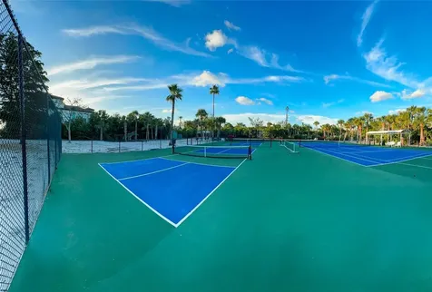 7825 Sanderling Road Sarasota FL 34242