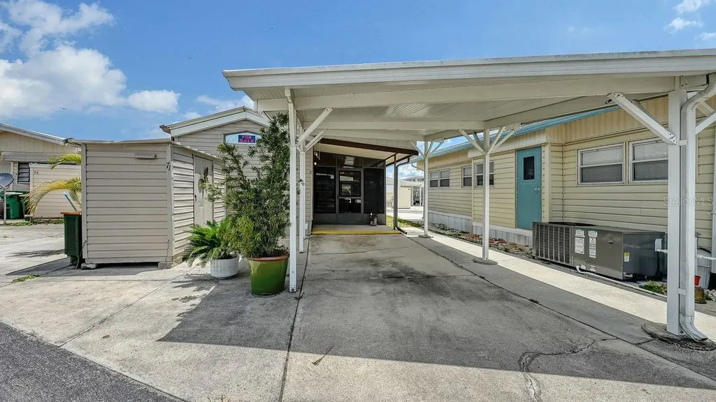 1475 Flamingo Drive Englewood FL 34224
