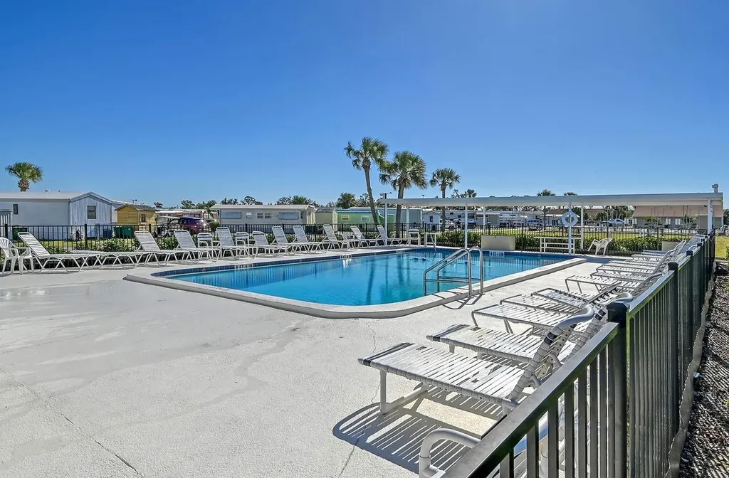 1475 Flamingo Drive Englewood FL 34224