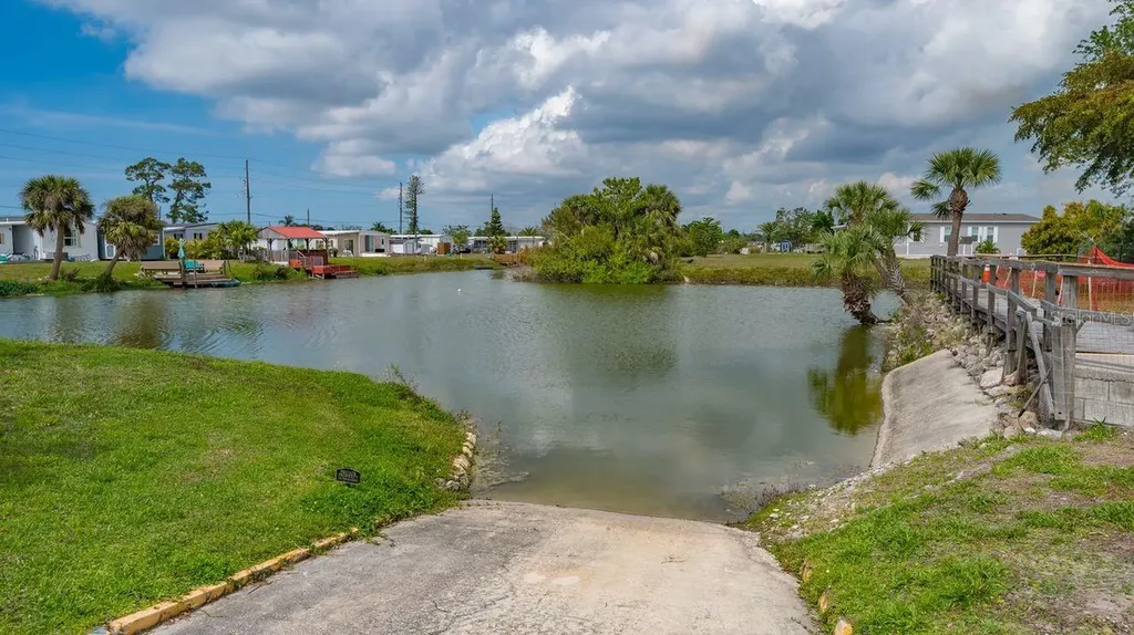 1475 Flamingo Drive Englewood FL 34224