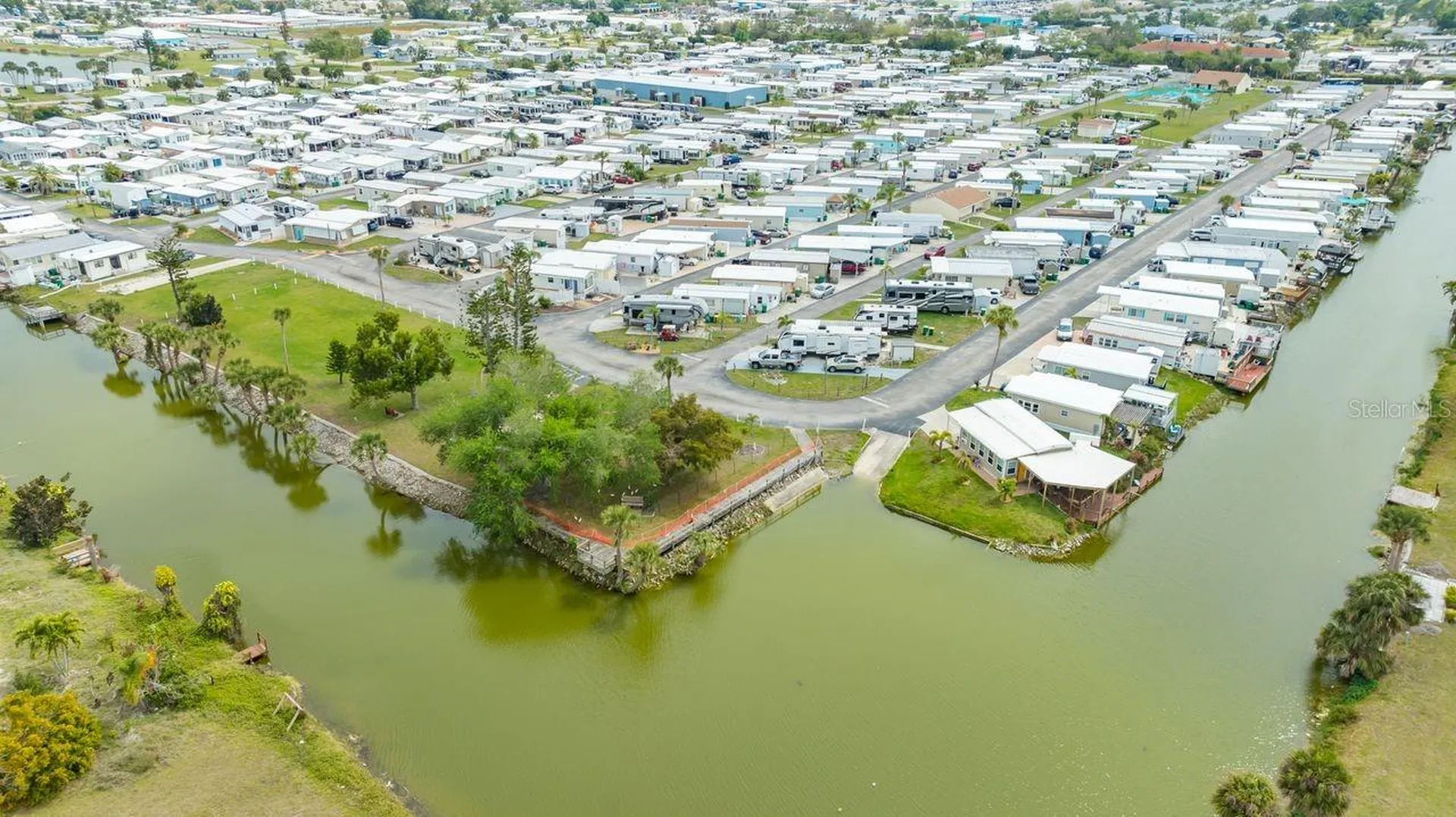 1475 Flamingo Drive Englewood FL 34224