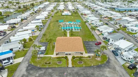 1475 Flamingo Drive Englewood FL 34224